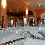 Hotel Daniela 2*