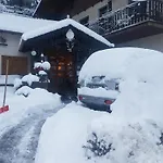 Daniela Hotel