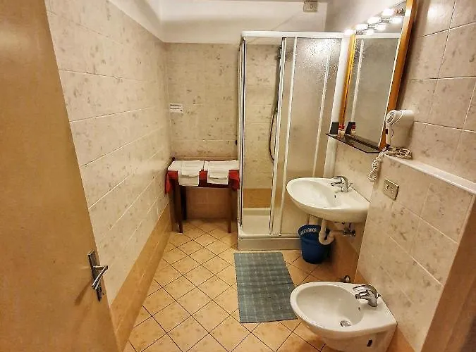 Hotel Daniela 2*