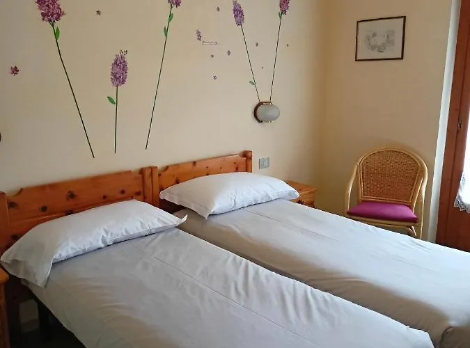 Hotel Daniela 2*